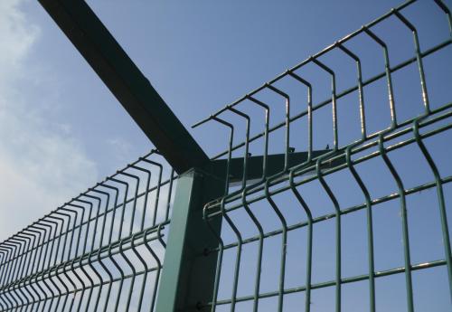 锦州护栏网厂家告诉你护栏网应该怎么安装